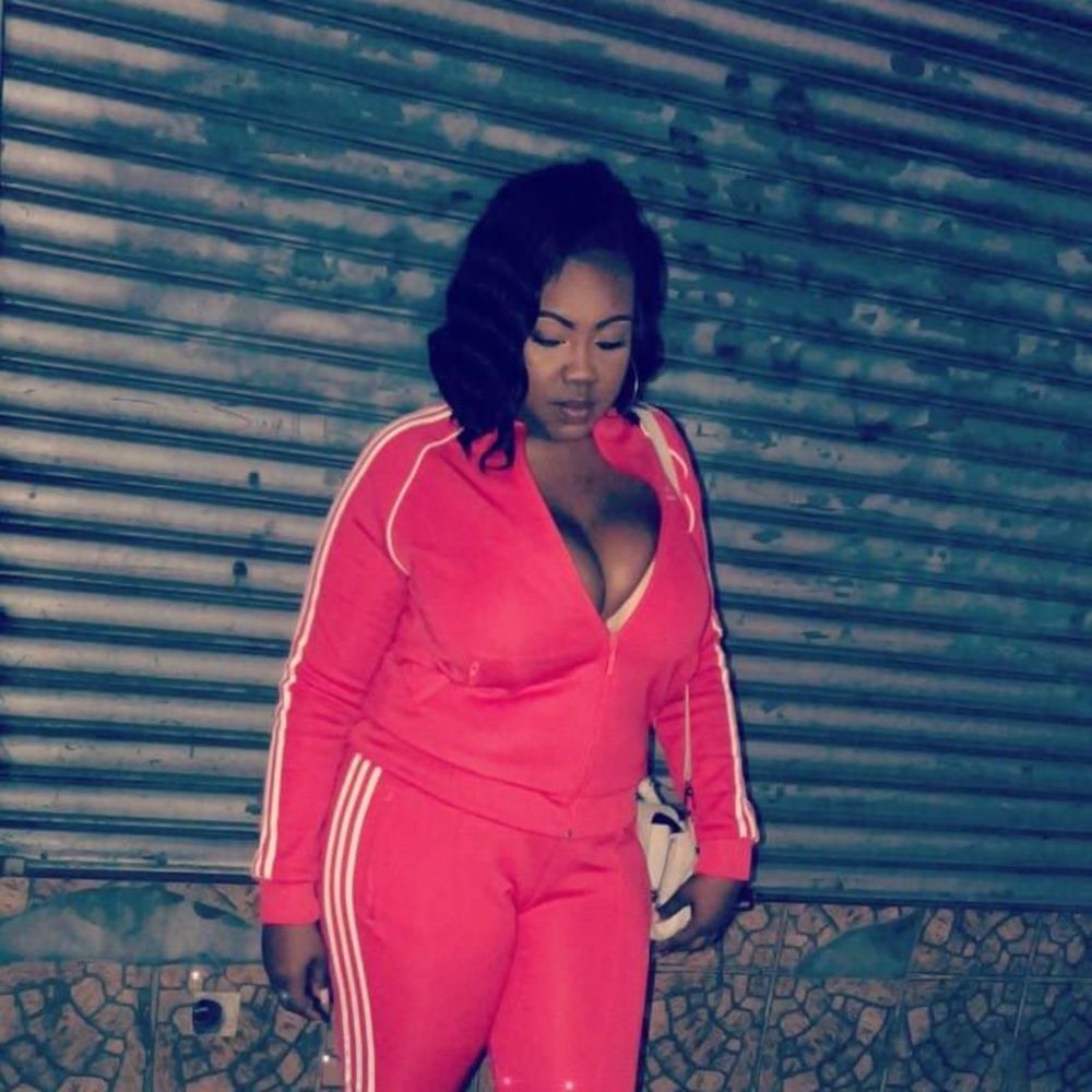 Meet your Posher, Safi
